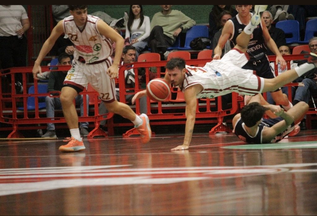 SERIE C, GIORNATA AMARA PER TUTTE LE NOSTRE. TONFI INTERNI DI DESPAR E CVD/VIS. CADE ANCHE ARGENTA A PIACENZA. ECCO IL RECAP DELLA 4^ GIORNATA 112989